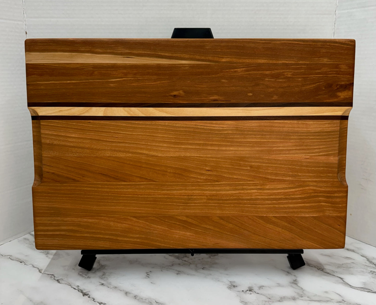 Large Turner Cutting Board With Juice Groove