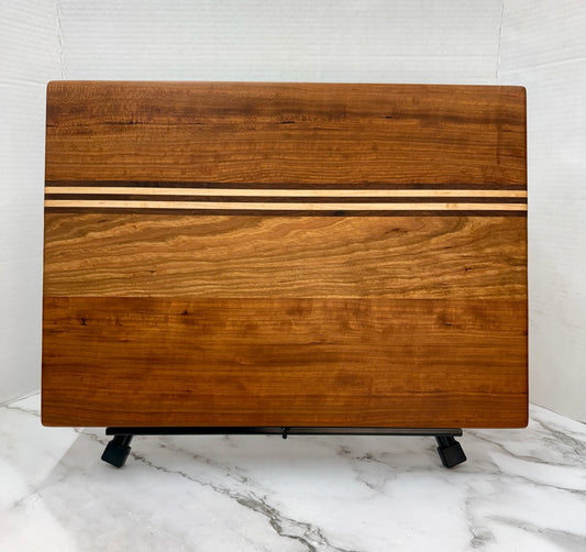 Large Turner 2.0 Cutting Board Without Juice Groove